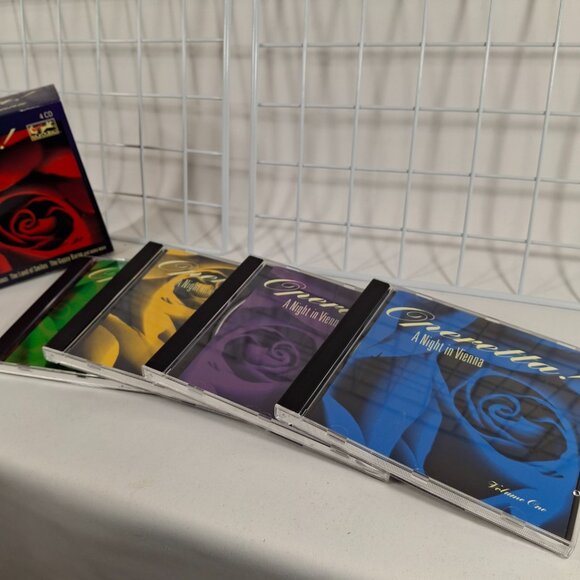 4 CD set Operetta! A Night in Vienna Featuring Selections from Famous Operettas - Picture 8 of 16